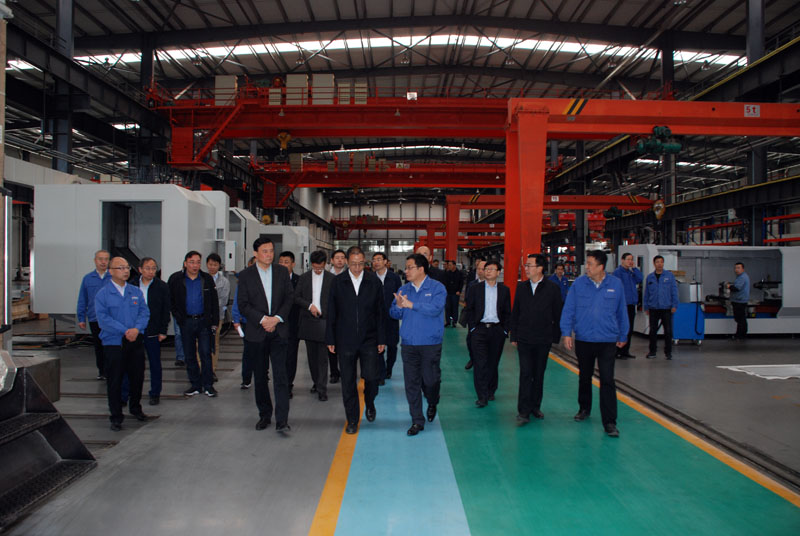 中國中車集團考察組來星火機床公司考察 中國中車集團考察組來星火機床公司考察