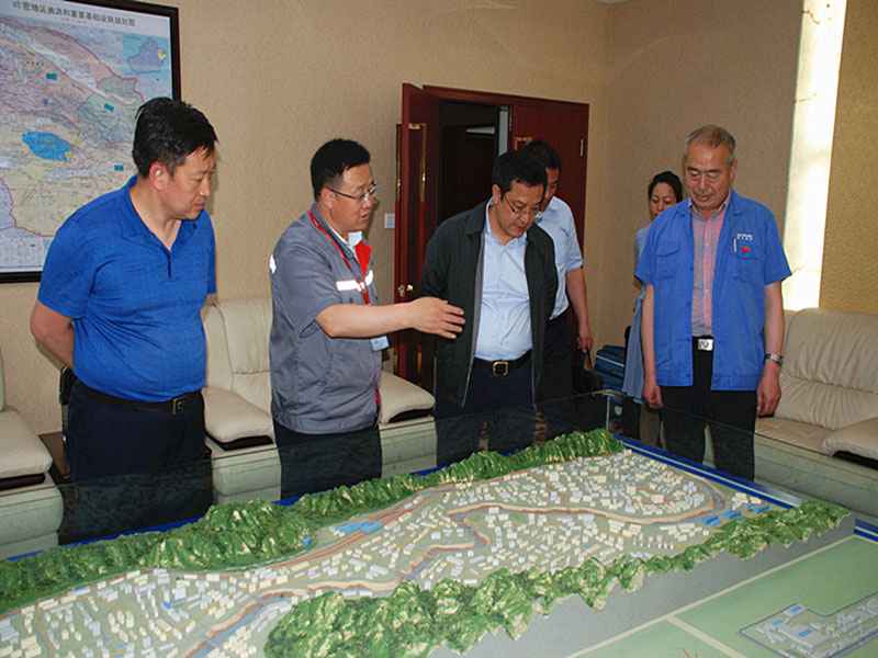 星火機床集團公司領導參觀考察中車蘭州機車公司 星火機床集團公司領導參觀考察中車蘭州機車公司