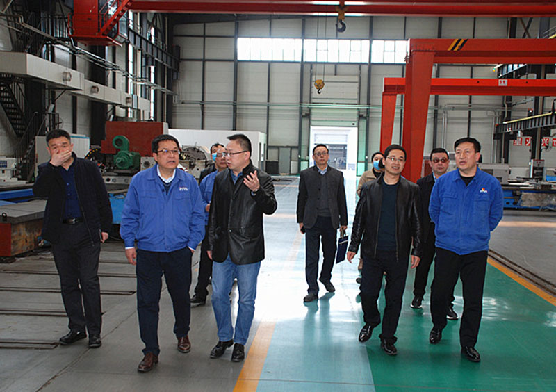 甘肅省工信廳徐亞綱來星火機床公司調(diào)研 甘肅省工信廳徐亞綱來星火機床公司調(diào)研