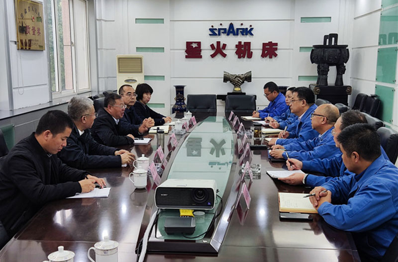 天水市中級人民法院領導來星火機床公司開展優化營商環境調研 天水市中級人民法院領導來星火機床公司開展優化營商環境調研