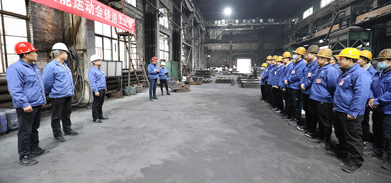 天水市第五屆職工職業技能大賽鑄造工實操比賽在星火機床公司舉行 天水市第五屆職工職業技能大賽鑄造工實操比賽在星火機床公司舉行