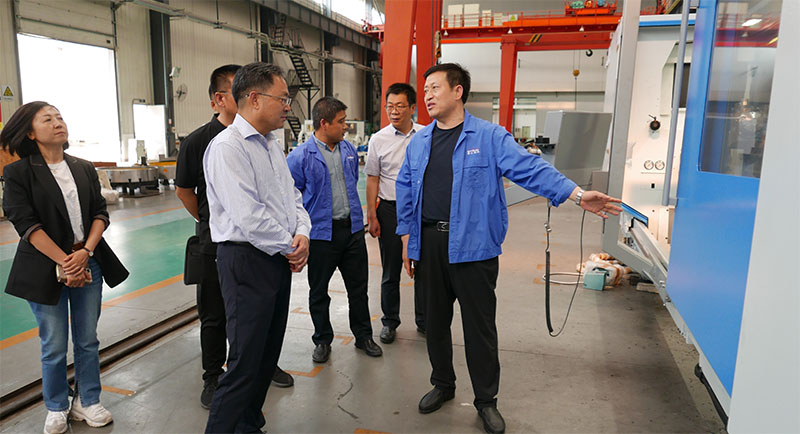 蘭州城市學院領導一行來星火機床公司開展訪企拓崗促就業專項行動 蘭州城市學院領導一行來星火機床公司開展訪企拓崗促就業專項行動