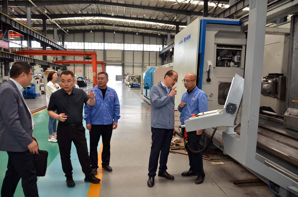 甘肅省總工會領導來星火機床公司考察調研 甘肅省總工會領導來星火機床公司考察調研