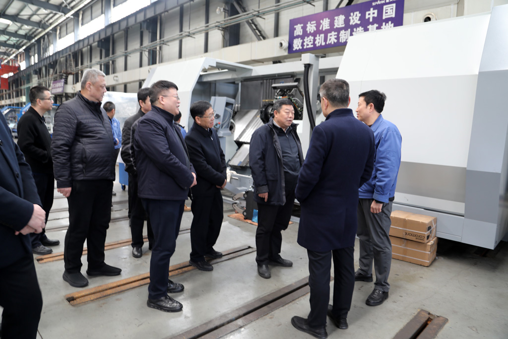 寶雞市政協調研組來星火數控參觀考察 寶雞市政協調研組來星火數控參觀考察